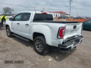 ✅ 2022 GMC Canyon 4WD AT4 • VIN: 1GTG6FEN9N1330466 • Lot: 42066678. Wystawiony na IAAI z przebiegiem 15 163 mil. Bezpłatny archiwum sprzedaży aukcyjnych z USA i szczegółowy raport historii pojazdu na DreamBid. Zdjęcie 3.