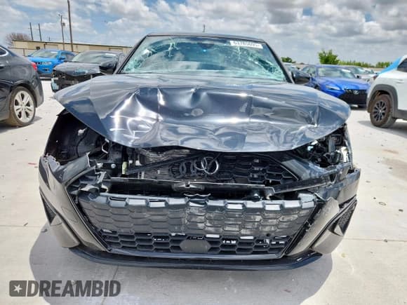 ✅ 2024 Audi A3 Premium • VIN: WAUGUDGY7RA003150 • Лот: 63785695. Опубликован ранее на Copart с пробегом 12 599 миль. Бесплатный доступ к архиву аукционных продаж из США и подробный отчёт об истории автомобиля на DreamBid. Изображение 5.