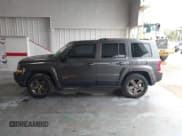 ✅ 2017 Jeep Patriot Sport • VIN: 1C4NJPBB2HD120350 • Лот: 41395664. Опубликован ранее на IAAI с пробегом 172 591 миль. Бесплатный доступ к архиву аукционных продаж из США и подробный отчёт об истории автомобиля на DreamBid. Изображение 14.