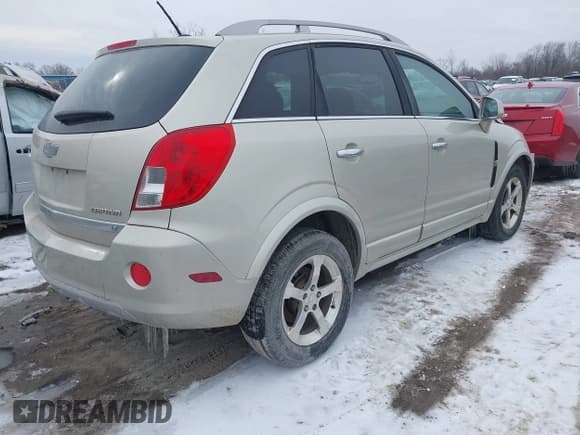 ✅ 2014 Chevrolet Captiva Sport LT • VIN: 3GNAL3EK0ES568022 • Lot: 41538439. Wystawiony na IAAI z przebiegiem 75 420 mil. Bezpłatny archiwum sprzedaży aukcyjnych z USA i szczegółowy raport historii pojazdu na DreamBid. Zdjęcie 4.