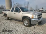 ✅ 2008 Chevrolet Silverado 2500HD 1LT • VIN: 1GCHK29K68E197574 • Lot: 52921025. Wystawiony na Copart z przebiegiem 105 066 mil. Bezpłatny archiwum sprzedaży aukcyjnych z USA i szczegółowy raport historii pojazdu na DreamBid. Zdjęcie 4.