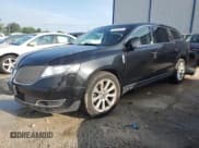 ✅ 2015 Lincoln MKT EcoBoost • VIN: 2LMHJ5AT2FBL04525 • Лот: 57353095. Опубликован ранее на Copart с пробегом 86 759 миль. Бесплатный доступ к архиву аукционных продаж из США и подробный отчёт об истории автомобиля на DreamBid. Изображение 1.