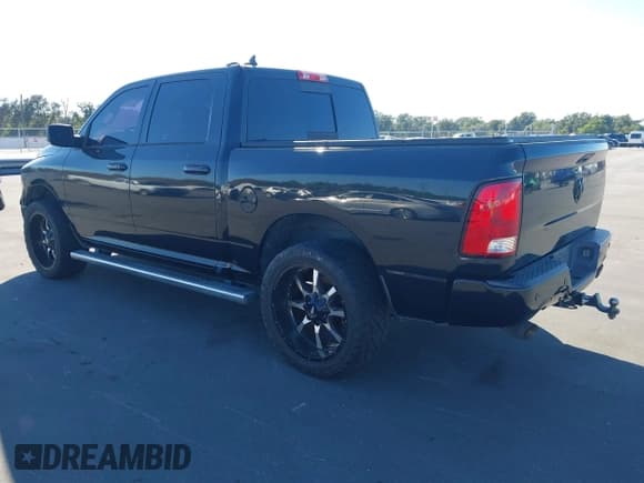 ✅ 2018 Ram 1500 Big Horn • VIN: 1C6RR6LT6JS245355 • Lot: 43707329. Wystawiony na IAAI z przebiegiem Nie podano. Bezpłatny archiwum sprzedaży aukcyjnych z USA i szczegółowy raport historii pojazdu na DreamBid. Zdjęcie 3.