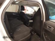 ✅ 2016 Ford Edge SEL • VIN: 2FMPK4J88GBC01556 • Lot: 43604768. Wystawiony na IAAI z przebiegiem 122 934 mil. Bezpłatny archiwum sprzedaży aukcyjnych z USA i szczegółowy raport historii pojazdu na DreamBid. Zdjęcie 8.