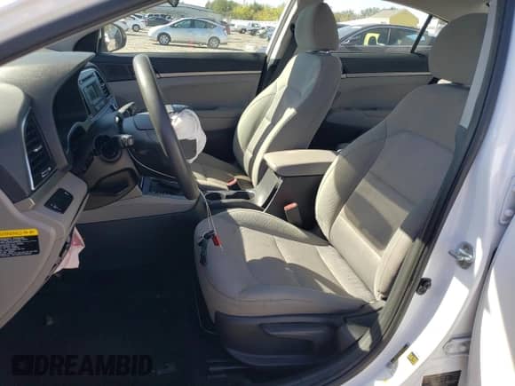 2017 Hyundai Elantra SE z VIN 5NPD74LF5HH093018, wystawiony jako Copart lot #85946085 z przebiegiem 83 416 mil mil oraz Szkoda całkowita • Salvage title. Historia ofert i sprzedaży dostępna na DreamBid. Obrazek 7.