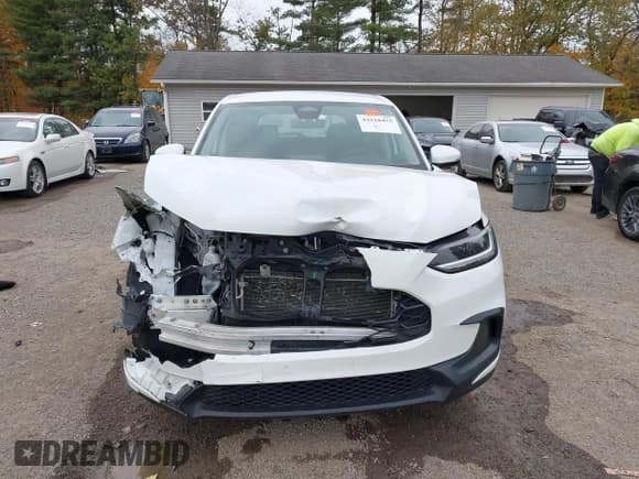 ✅ 2024 Honda HR-V LX • VIN: 3CZRZ2H3XRM716285 • Lot: 43518475. Listed on IAAI with 42,399 mi. Free auction sales archive from the USA and detailed vehicle history report at DreamBid. Image 13.