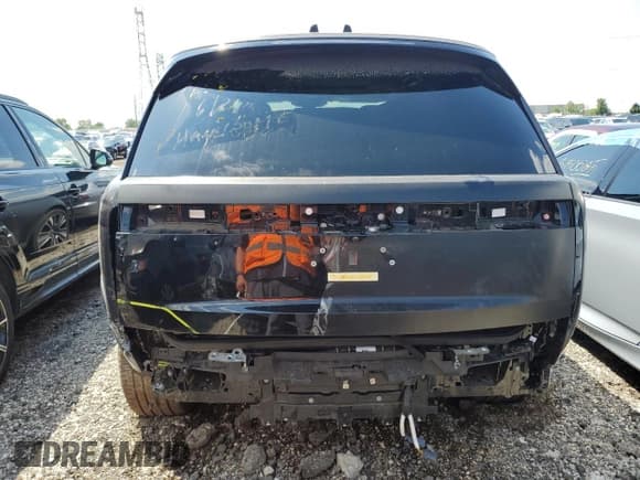 ✅ 2025 Land Rover Range Rover SE • VIN: SALKP9F43SA283132 • Lot: 65560125. Wystawiony na Copart z przebiegiem 6 302 mil. Bezpłatny archiwum sprzedaży aukcyjnych z USA i szczegółowy raport historii pojazdu na DreamBid. Zdjęcie 6.