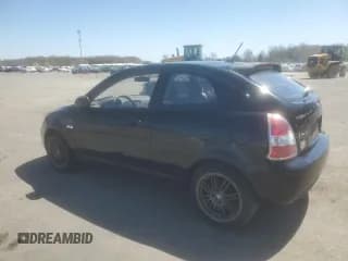 ✅ 2011 Hyundai Accent GS • VIN: KMHCM3AC6BU198599 • Лот: 52154795. Опубликован ранее на Copart с пробегом 116 842 миль. Бесплатный доступ к архиву аукционных продаж из США и подробный отчёт об истории автомобиля на DreamBid. Изображение 2.