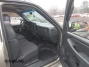 ✅ 2000 Chevrolet Silverado 1500 • VIN: 1GCEK14V2YZ210148 • Lot: 43746214. Listed on IAAI with 159,684 mi. Free auction sales archive from the USA and detailed vehicle history report at DreamBid. Image 5.