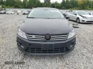 ✅ 2017 Volkswagen CC R-Line Executive • VIN: WVWFP7AN5HE504616 • Lot: 70896525. Wystawiony na Copart z przebiegiem 123 388 mil. Bezpłatny archiwum sprzedaży aukcyjnych z USA i szczegółowy raport historii pojazdu na DreamBid. Zdjęcie 5.
