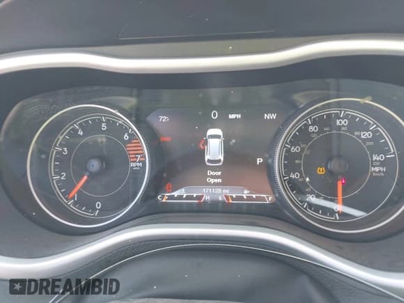 ✅ 2017 Jeep Cherokee Trailhawk • VIN: 1C4PJMBB5HW581070 • Лот: 42783250. Опубликован ранее на IAAI с пробегом 171 128 миль. Бесплатный доступ к архиву аукционных продаж из США и подробный отчёт об истории автомобиля на DreamBid. Изображение 7.