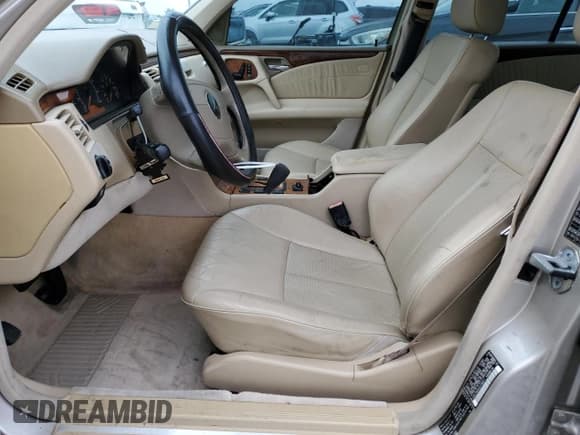 ✅ 1999 Mercedes-Benz E 320 • VIN: WDBJF65H2XA789971 • Lot: 82110355. Listed on Copart with 183,479 mi. Free auction sales archive from the USA and detailed vehicle history report at DreamBid. Image 7.