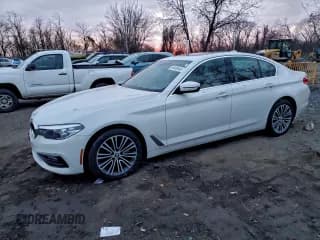 ✅ 2018 BMW 5 Series 530i xDrive • VIN: WBAJA7C54JWC74642 • Lot: 95458045. Wystawiony na Copart z przebiegiem 98 956 mil. Bezpłatny archiwum sprzedaży aukcyjnych z USA i szczegółowy raport historii pojazdu na DreamBid. Zdjęcie 1.