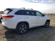 ✅ 2017 Toyota Highlander Hybrid LE • VIN: 5TDBGRFH1HS033832 • Лот: 45075834. Опубликован ранее на Copart с пробегом 117 304 миль. Бесплатный доступ к архиву аукционных продаж из США и подробный отчёт об истории автомобиля на DreamBid. Изображение 3.