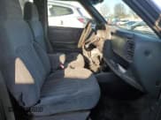 ✅ 2000 Chevrolet S-10 LS • VIN: 1GCCS1444YK108860 • Лот: 85154724. Опубликован ранее на Copart с пробегом 378 810 миль. Бесплатный доступ к архиву аукционных продаж из США и подробный отчёт об истории автомобиля на DreamBid. Изображение 10.