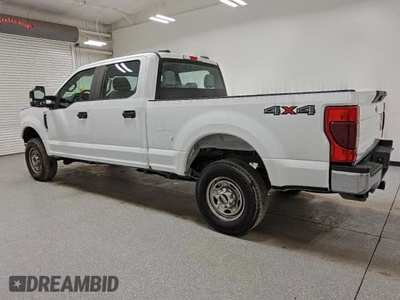 ✅ 2022 Ford F-250 XL • VIN: 1FT7W2B65NED06664 • Lot: 94340925. Listed on Copart with 85,268 mi. Free auction sales archive from the USA and detailed vehicle history report at DreamBid. Image 2.