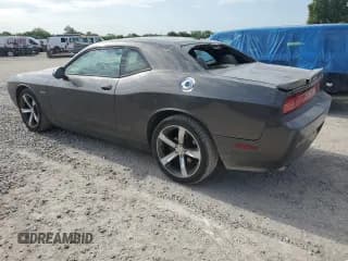 ✅ 2014 Dodge Challenger SXT • VIN: 2C3CDYAG6EH247655 • Lot: 65164284. Wystawiony na Copart z przebiegiem 63 869 mil. Bezpłatny archiwum sprzedaży aukcyjnych z USA i szczegółowy raport historii pojazdu na DreamBid. Zdjęcie 2.