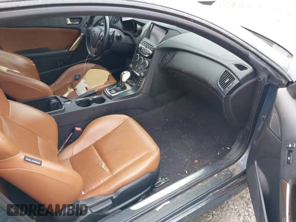 ✅ 2013 Hyundai Genesis Coupe R-Spec • VIN: KMHHU6KJ1DU084274 • Lot: 41755586. Wystawiony na IAAI z przebiegiem 151 114 mil. Bezpłatny archiwum sprzedaży aukcyjnych z USA i szczegółowy raport historii pojazdu na DreamBid. Zdjęcie 5.