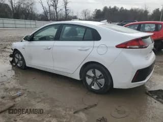 ✅ 2019 Hyundai Ioniq Blue • VIN: KMHC65LC3KU170942 • Lot: 49682715. Wystawiony na Copart z przebiegiem 119 342 mil. Bezpłatny archiwum sprzedaży aukcyjnych z USA i szczegółowy raport historii pojazdu na DreamBid. Zdjęcie 2.