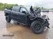 ✅ 2020 Chevrolet Silverado 1500 RST • VIN: 3GCUYEEDXLG409643 • Lot: 42335235. Wystawiony na IAAI z przebiegiem Nie podano. Bezpłatny archiwum sprzedaży aukcyjnych z USA i szczegółowy raport historii pojazdu na DreamBid. Zdjęcie 1.