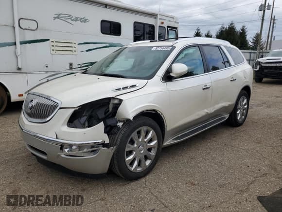 ✅ 2011 Buick Enclave CXL-2 • VIN: 5GAKRCED1BJ408730 • Лот: 82756495. Опубликован ранее на Copart с пробегом 217 597 миль. Бесплатный доступ к архиву аукционных продаж из США и подробный отчёт об истории автомобиля на DreamBid. Изображение 1.