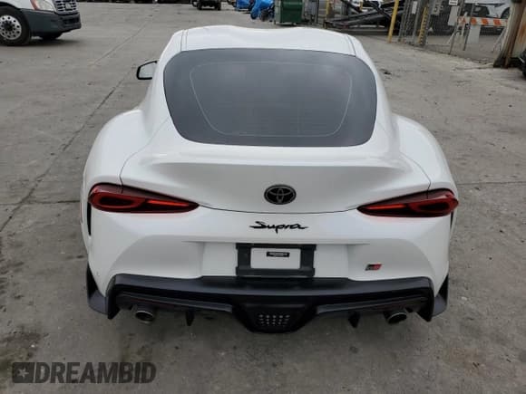 ✅ 2021 Toyota Supra 2.0 • VIN: WZ1DB2C01MW039946 • Лот: 67248275. Опубликован ранее на Copart с пробегом 21 073 миль. Бесплатный доступ к архиву аукционных продаж из США и подробный отчёт об истории автомобиля на DreamBid. Изображение 6.