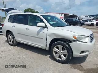 ✅ 2010 Toyota Highlander Limited • VIN: 5TDYK3EH3AS015846 • Lot: 42541209. Listed on IAAI with 178,744 mi. Free auction sales archive from the USA and detailed vehicle history report at DreamBid. Image 1.