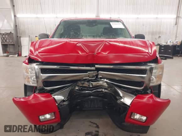 2011 Chevrolet Silverado 1500 LT z VIN 3GCPKSE39BG381465, wystawiony jako IAAI lot #43282395 z przebiegiem 149 655 mil mil oraz . Historia ofert i sprzedaży dostępna na DreamBid. Obrazek 13.