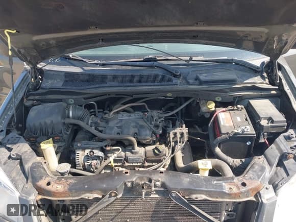 ✅ 2010 Chrysler Town & Country LX • VIN: 2A4RR2D1XAR454463 • Lot: 42747766. Wystawiony na IAAI z przebiegiem 167 700 mil. Bezpłatny archiwum sprzedaży aukcyjnych z USA i szczegółowy raport historii pojazdu na DreamBid. Zdjęcie 10.