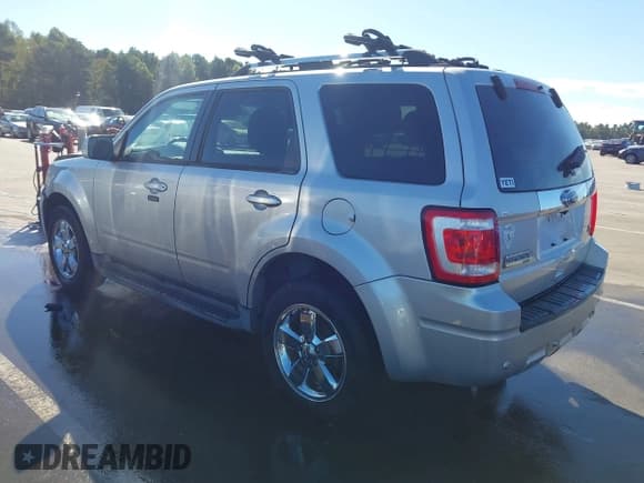 ✅ 2011 Ford Escape Limited • VIN: 1FMCU9EG7BKA54409 • Lot: 43380194. Listed on IAAI with 225,235 mi. Free auction sales archive from the USA and detailed vehicle history report at DreamBid. Image 3.