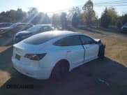 ✅ 2019 Tesla Model 3 Mid Range • VIN: 5YJ3E1EA8KF312481 • Лот: 43404294. Опубликован ранее на IAAI с пробегом 53 976 миль. Бесплатный доступ к архиву аукционных продаж из США и подробный отчёт об истории автомобиля на DreamBid. Изображение 4.