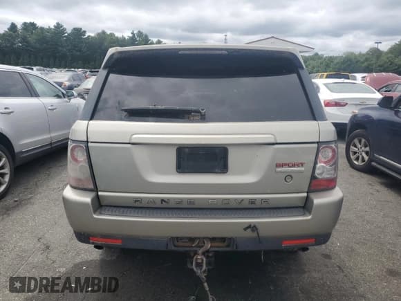 ✅ 2010 Land Rover Range Rover Sport HSE Lux • VIN: SALSK2D45AA242167 • Лот: 69527945. Опубликован ранее на Copart с пробегом Не указан. Бесплатный доступ к архиву аукционных продаж из США и подробный отчёт об истории автомобиля на DreamBid. Изображение 6.