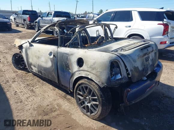 ✅ 2013 MINI Roadster • VIN: WMWSY1C59DT625321 • Lot: 41386487. Wystawiony na IAAI z przebiegiem Nie podano. Bezpłatny archiwum sprzedaży aukcyjnych z USA i szczegółowy raport historii pojazdu na DreamBid. Zdjęcie 3.