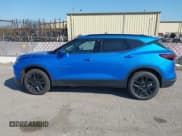 ✅ 2024 Chevrolet Blazer LT • VIN: 3GNKBDR44RS161108 • Lot: 43226510. Wystawiony na IAAI z przebiegiem 17 963 mil. Bezpłatny archiwum sprzedaży aukcyjnych z USA i szczegółowy raport historii pojazdu na DreamBid. Zdjęcie 14.