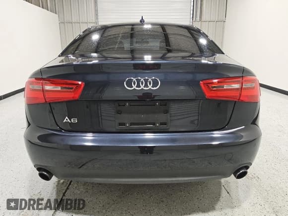 ✅ 2014 Audi A6 Premium Plus • VIN: WAUDFAFC5EN077929 • Лот: 70460805. Опубликован ранее на Copart с пробегом 143 916 миль. Бесплатный доступ к архиву аукционных продаж из США и подробный отчёт об истории автомобиля на DreamBid. Изображение 6.