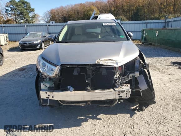 ✅ 2014 Toyota Highlander Limited • VIN: 5TDDKRFH1ES028844 • Lot: 92511085. Wystawiony na Copart z przebiegiem 64 911 mil. Bezpłatny archiwum sprzedaży aukcyjnych z USA i szczegółowy raport historii pojazdu na DreamBid. Zdjęcie 5.