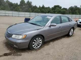 ✅ 2007 Hyundai Azera SE • VIN: KMHFC46FX7A240385 • Лот: 60710185. Размещён на Copart с пробегом 133 626 миль миль. Получите бесплатный доступ к архиву аукционных продаж из США и посмотрите подробный отчёт об истории автомобиля на DreamBid. Изображение 1.