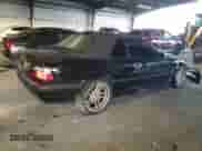 1994 BMW 3 Series z VIN WBABJ5326RJC81373, wystawiony jako Copart lot #82373815 z przebiegiem 130 572 mil mil oraz Szkoda całkowita • Salvage title. Historia ofert i sprzedaży dostępna na DreamBid. Obrazek 3.