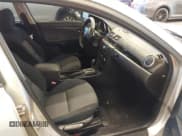 ✅ 2008 Mazda 3 Sport • VIN: JM1BK32F381177010 • Lot: 41232984. Wystawiony na IAAI z przebiegiem 155 255 mil. Bezpłatny archiwum sprzedaży aukcyjnych z USA i szczegółowy raport historii pojazdu na DreamBid. Zdjęcie 5.