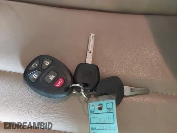 ✅ 2023 Chevrolet Express Cargo • VIN: 1GCWGAFP6P1250363 • Lot: 41900880. Wystawiony na IAAI z przebiegiem 38 474 mil. Bezpłatny archiwum sprzedaży aukcyjnych z USA i szczegółowy raport historii pojazdu na DreamBid. Zdjęcie 11.