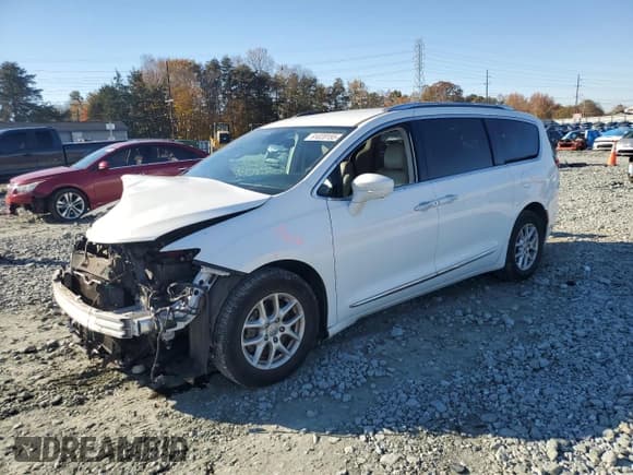 ✅ 2020 Chrysler Pacifica Touring L • VIN: 2C4RC1BG4LR103012 • Lot: 91020155. Wystawiony na Copart z przebiegiem 79 849 mil. Bezpłatny archiwum sprzedaży aukcyjnych z USA i szczegółowy raport historii pojazdu na DreamBid. Zdjęcie 1.