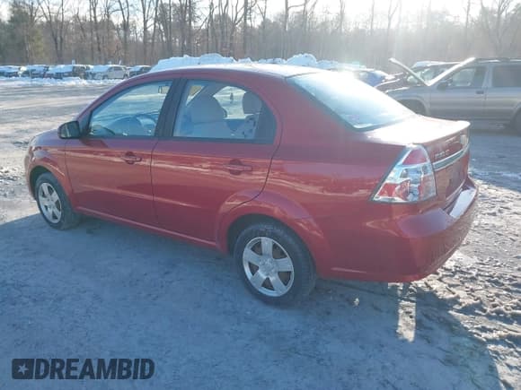 ✅ 2011 Chevrolet Aveo 1LT • VIN: KL1TD5DE9BB185331 • Lot: 41580030. Wystawiony na IAAI z przebiegiem 119 501 mil. Bezpłatny archiwum sprzedaży aukcyjnych z USA i szczegółowy raport historii pojazdu na DreamBid. Zdjęcie 3.