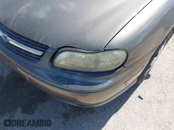 2000 Chevrolet Malibu z VIN 1G1ND52J4Y6170649, wystawiony jako IAAI lot #42821484 z przebiegiem 175 192 mil mil oraz . Historia ofert i sprzedaży dostępna na DreamBid. Obrazek 6.