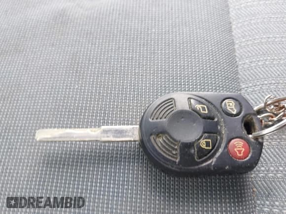 ✅ 2015 Ford Transit Cargo • VIN: 1FTYE1ZM3FKA79595 • Лот: 42901547. Опубликован ранее на IAAI с пробегом 305 700 миль. Бесплатный доступ к архиву аукционных продаж из США и подробный отчёт об истории автомобиля на DreamBid. Изображение 11.