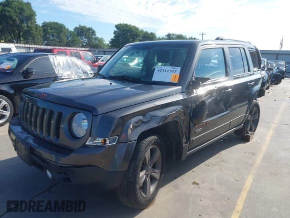 ✅ 2017 Jeep Patriot Sport • VIN: 1C4NJPBBXHD117521 • Lot: 42311513. Listed on IAAI with 71,548 mi. Free auction sales archive from the USA and detailed vehicle history report at DreamBid. Image 2.