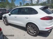✅ 2017 Porsche Cayenne • VIN: WP1AA2A2XHKA87790 • Lot: 42740405. Wystawiony na IAAI z przebiegiem 137 493 mil. Bezpłatny archiwum sprzedaży aukcyjnych z USA i szczegółowy raport historii pojazdu na DreamBid. Zdjęcie 14.