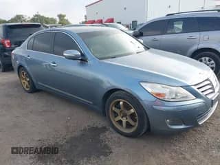 2009 Hyundai Genesis z VIN KMHGC46F09U040315, wystawiony jako IAAI lot #42748053 z przebiegiem 184 640 mil mil oraz . Historia ofert i sprzedaży dostępna na DreamBid. Obrazek 1.