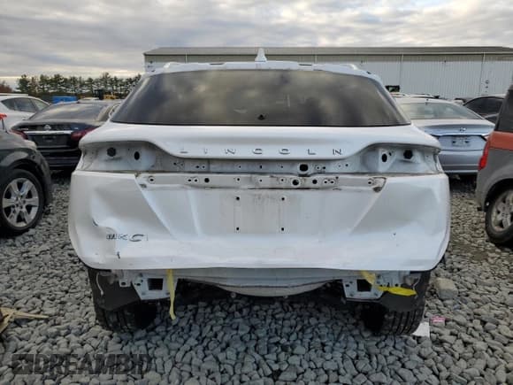 ✅ 2019 Lincoln MKC Reserve • VIN: 5LMCJ3D94KUL48389 • Lot: 86713505. Wystawiony na Copart z przebiegiem 110 218 mil. Bezpłatny archiwum sprzedaży aukcyjnych z USA i szczegółowy raport historii pojazdu na DreamBid. Zdjęcie 6.