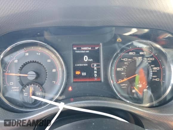 2013 Dodge Charger SXT z VIN 2C3CDXHG5DH537495, wystawiony jako Copart lot #89931325 z przebiegiem 144 857 mil mil oraz Szkoda całkowita • Salvage title. Historia ofert i sprzedaży dostępna na DreamBid. Obrazek 9.