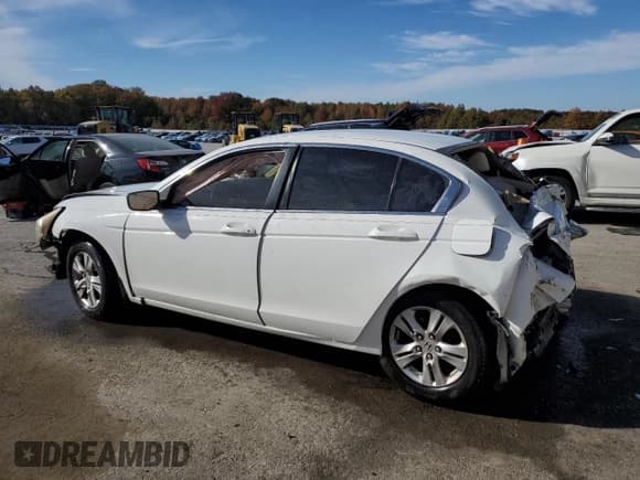 ✅ 2009 Honda Accord LX-P • VIN: 1HGCP26469A093291 • Lot: 92100635. Listed on Copart with Not provided. Free auction sales archive from the USA and detailed vehicle history report at DreamBid. Image 2.